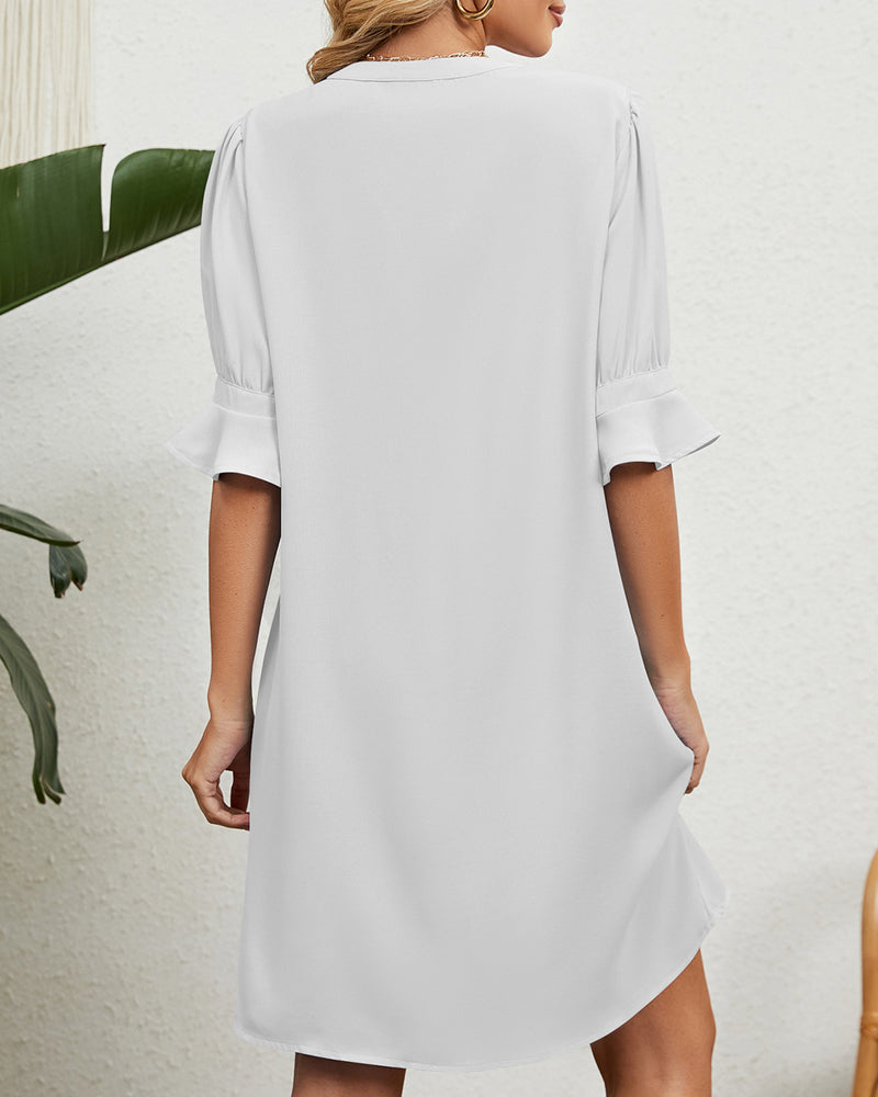 Robe à manches mi-longues froncées de couleur unie à col en V