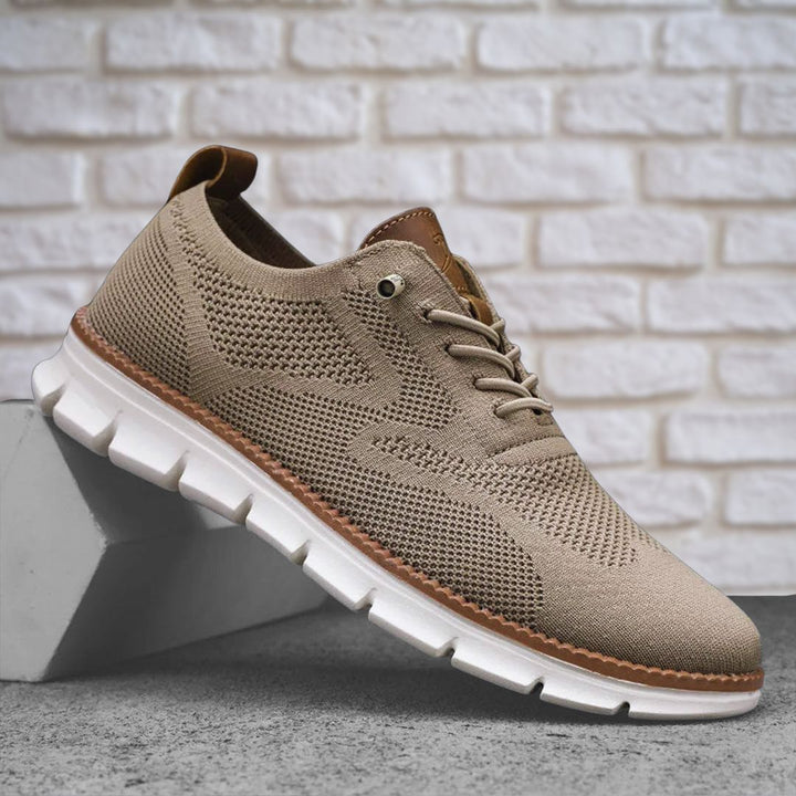Chaussures de marche - angle lateral