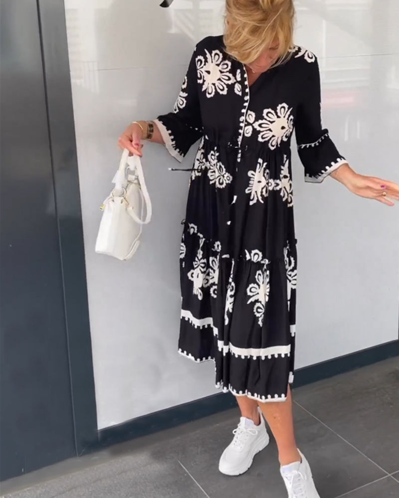Robe à imprimé floral et manches 3/4