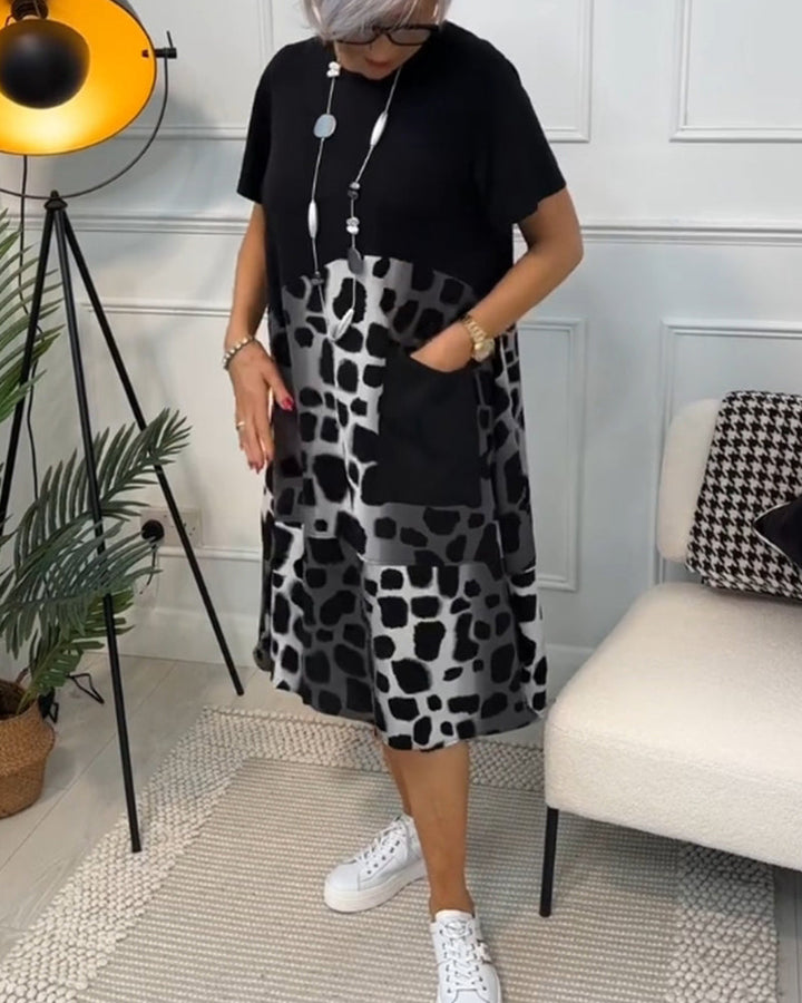 Robe imprimée à manches courtes et col rond