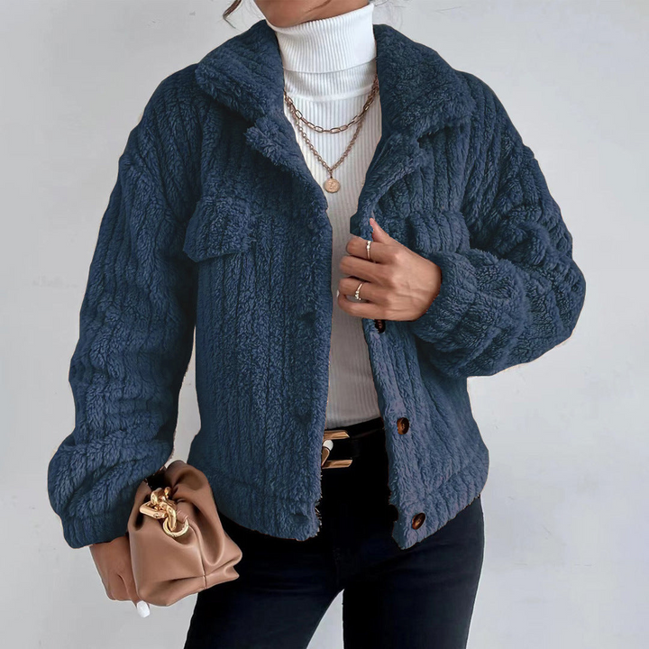 Mireille | Manteau en peluche à coupe courte et stylée pour femme